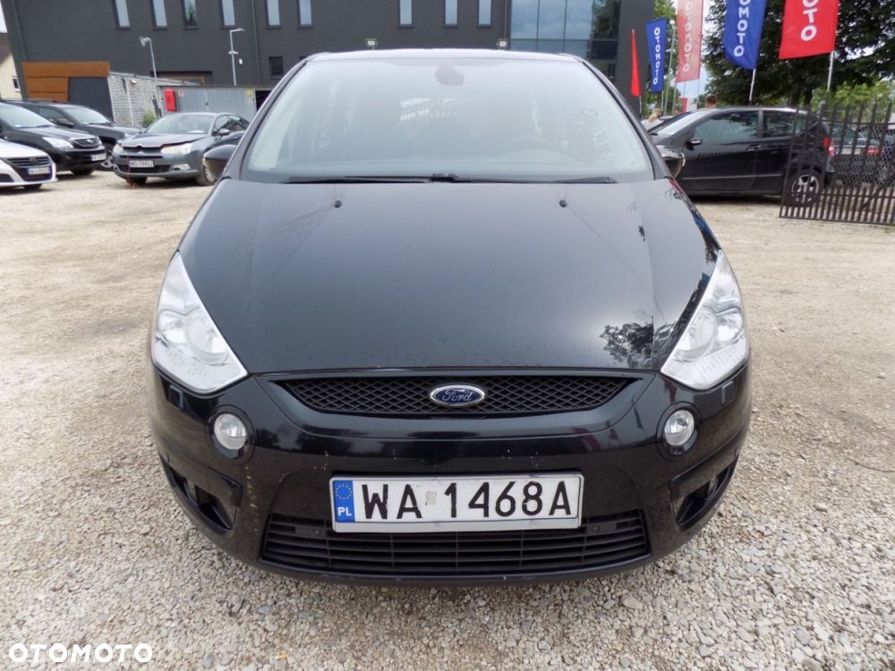 Ford S-Max - 16