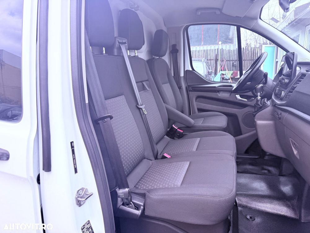 Ford Transit Custom - 19