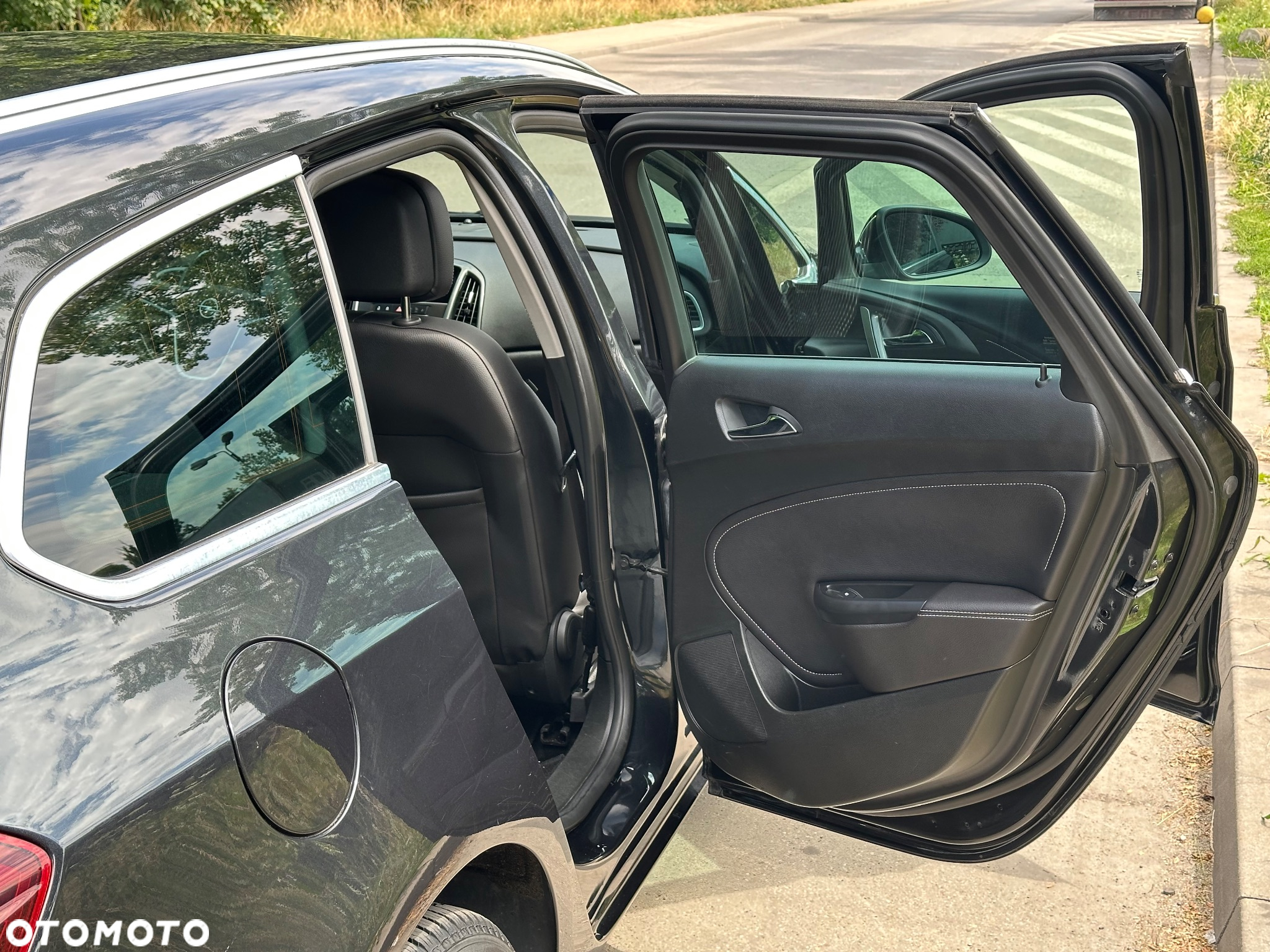 Opel Astra IV 2.0 CDTI Sport - 25