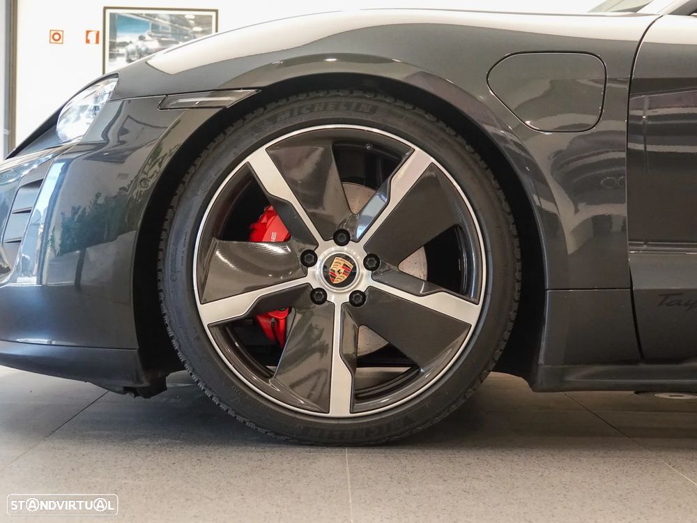 Porsche Taycan 4S - 3