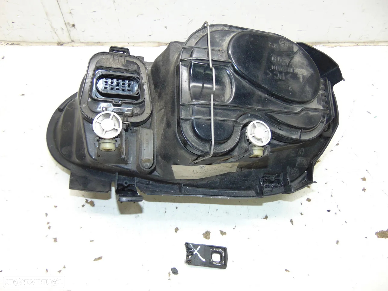VW Golf 4 farol - 4