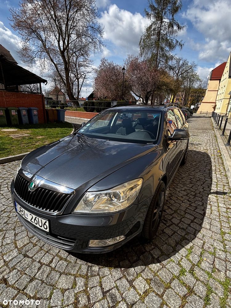Skoda Octavia - 2