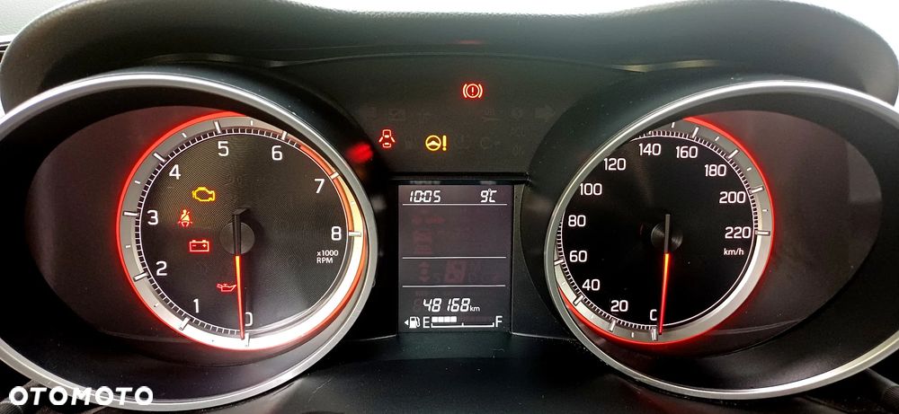 Suzuki Swift 1.2 Premium - 9