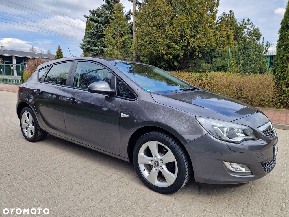 Opel Astra - 18