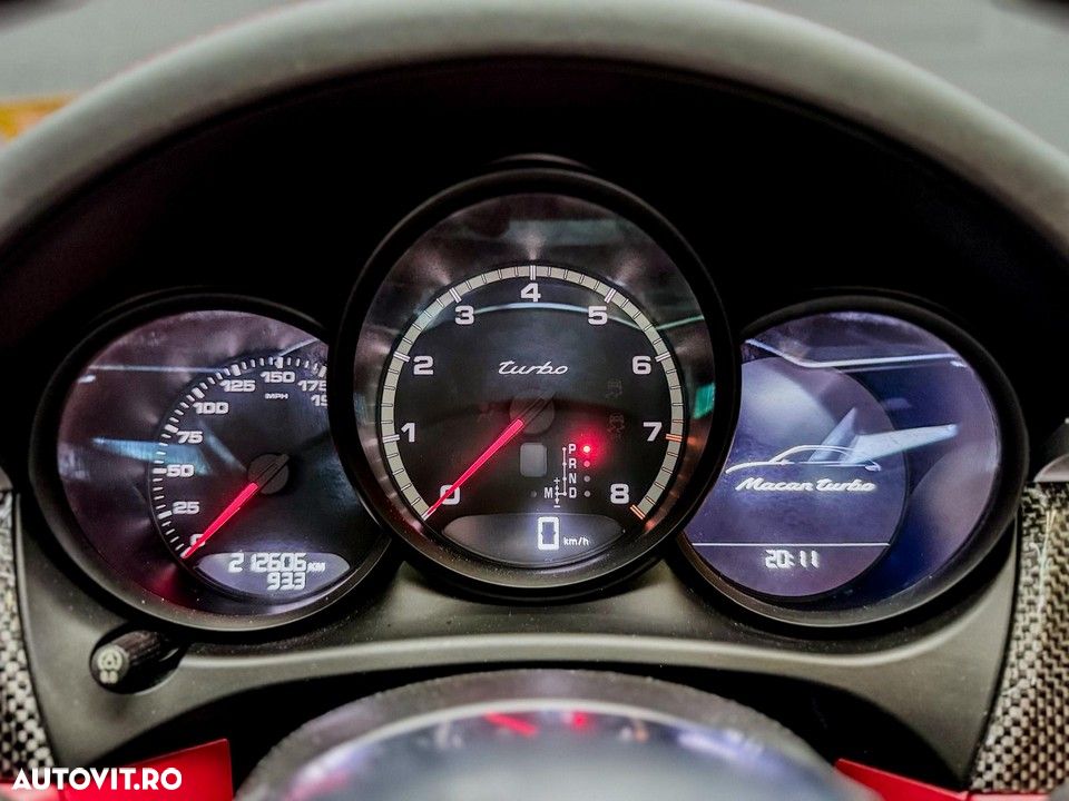 Porsche Macan Turbo PDK mit Performance Paket - 17