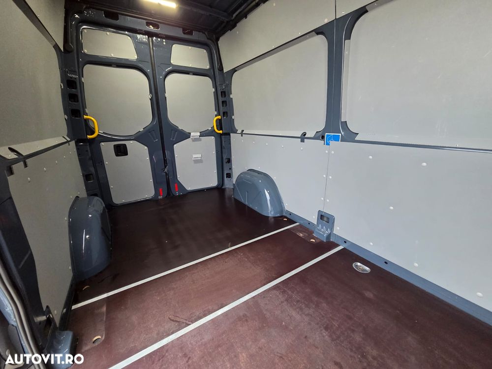 Mercedes-Benz New Sprinter L3H2 - 16