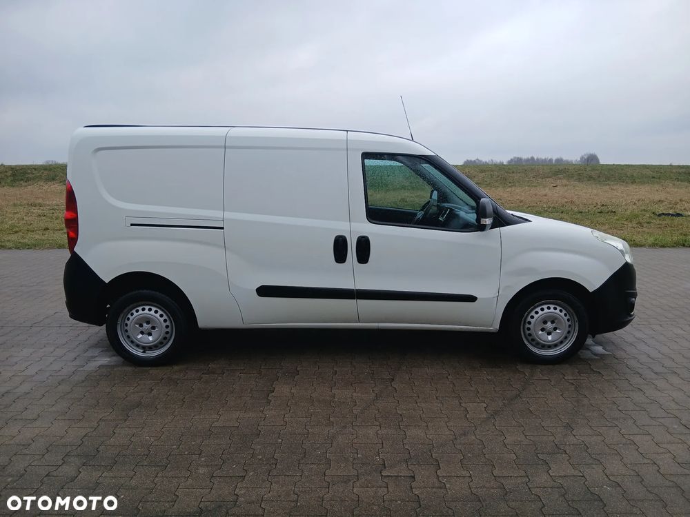 Opel COMBO - 33