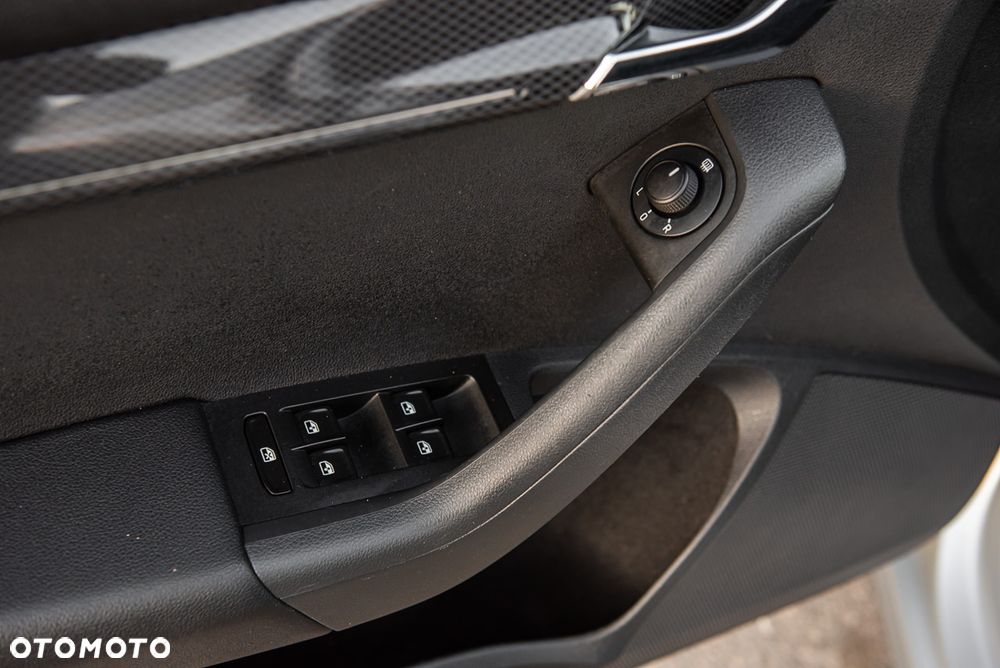 Skoda Octavia 2.0 TDI 4x4 DSG RS - 22