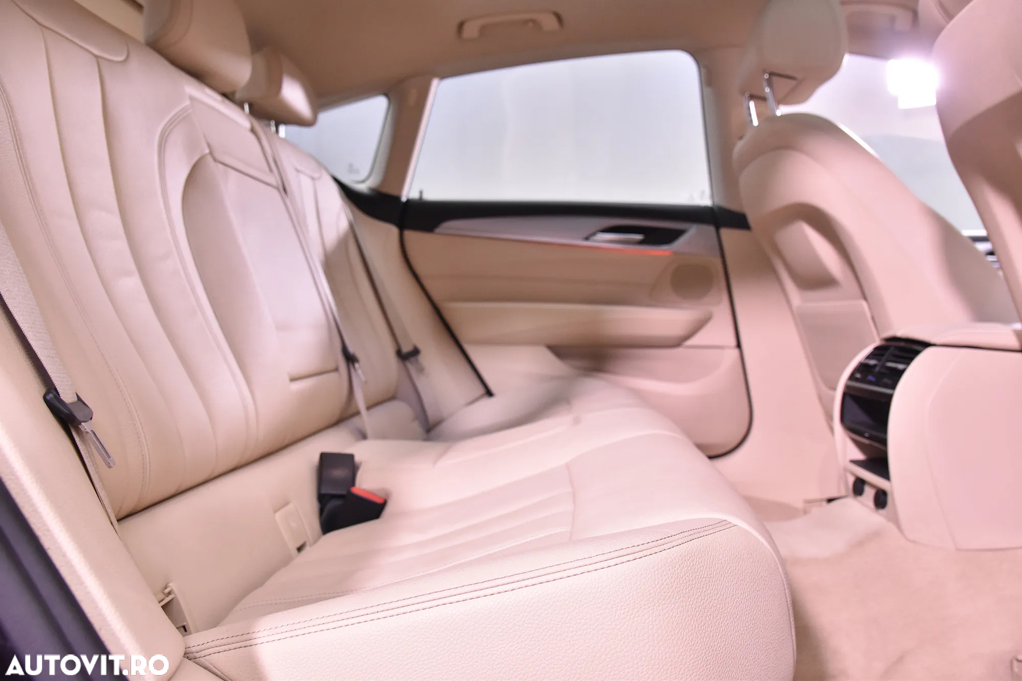 BMW Seria 6 620d Gran Turismo - 12