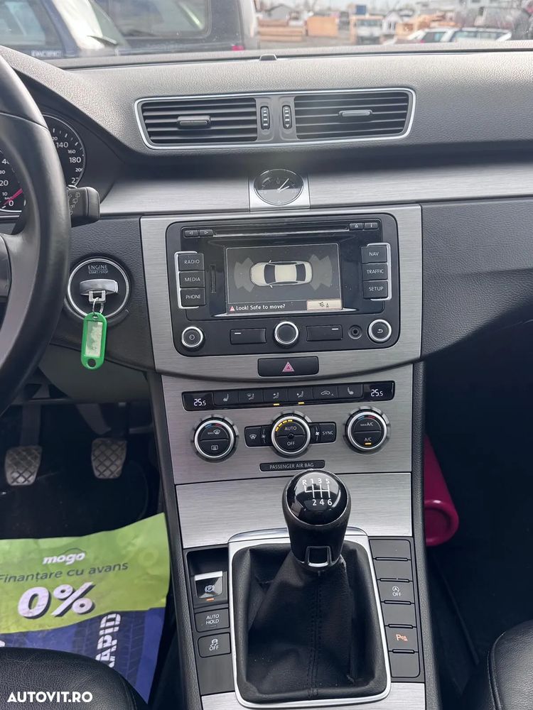 Volkswagen Passat Variant 2.0 TDI BlueMotion Technology Highline - 16