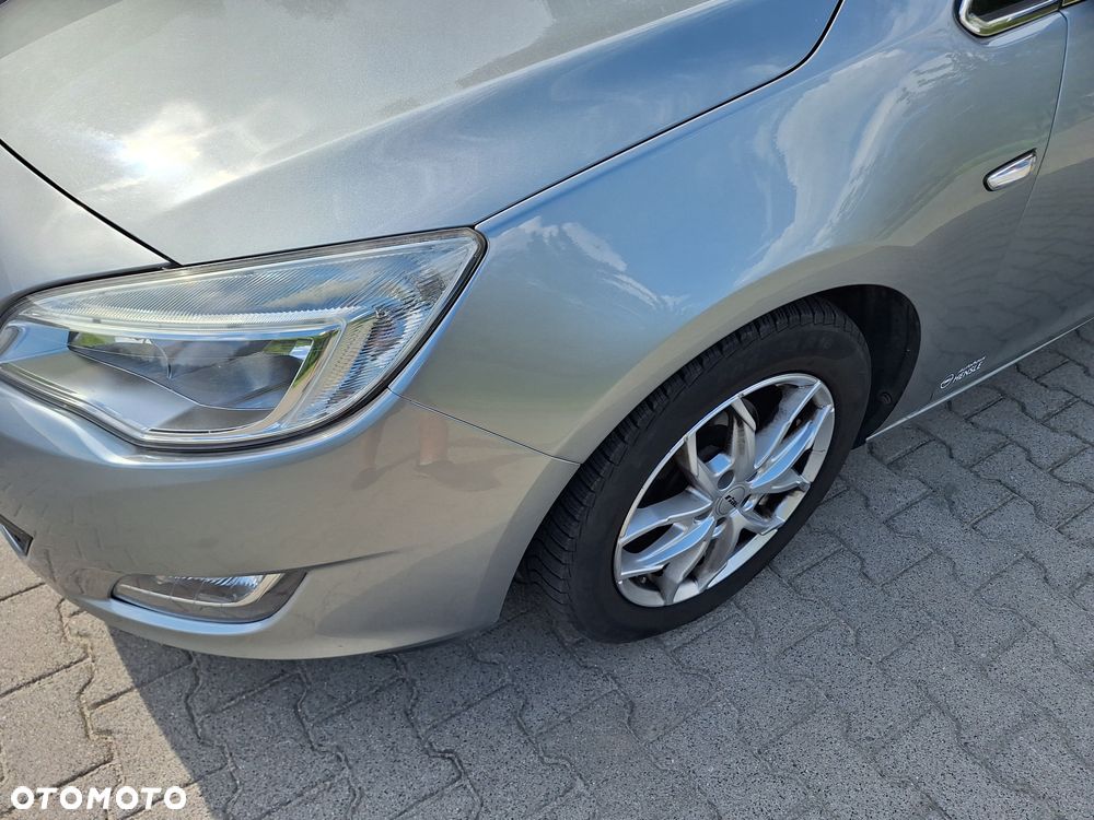 Opel Astra 1.6 - 11