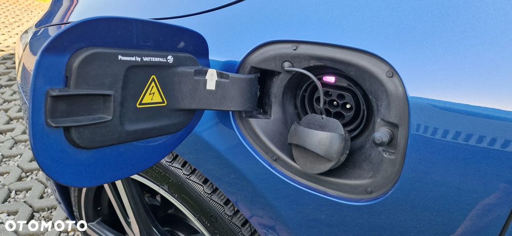 Volvo V60 D6 AWD Plug-in Hybrid Momentum - 14