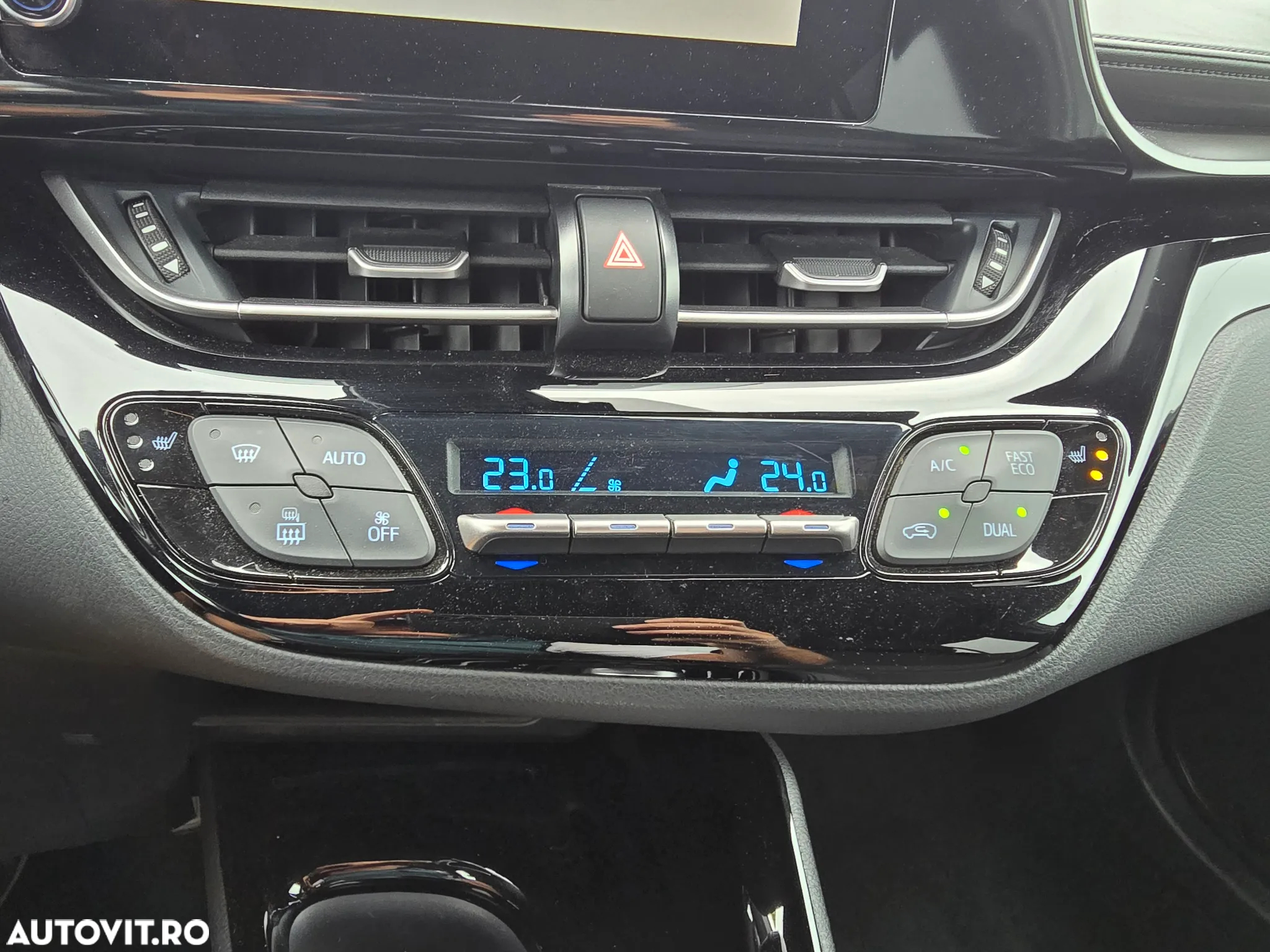 Toyota C-HR 1.8 HSD 122 CP 4x2 CVT C-ult Style bi-tone - 9