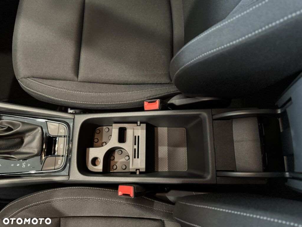 Skoda Karoq 1.5 TSI ACT Selection DSG - 26