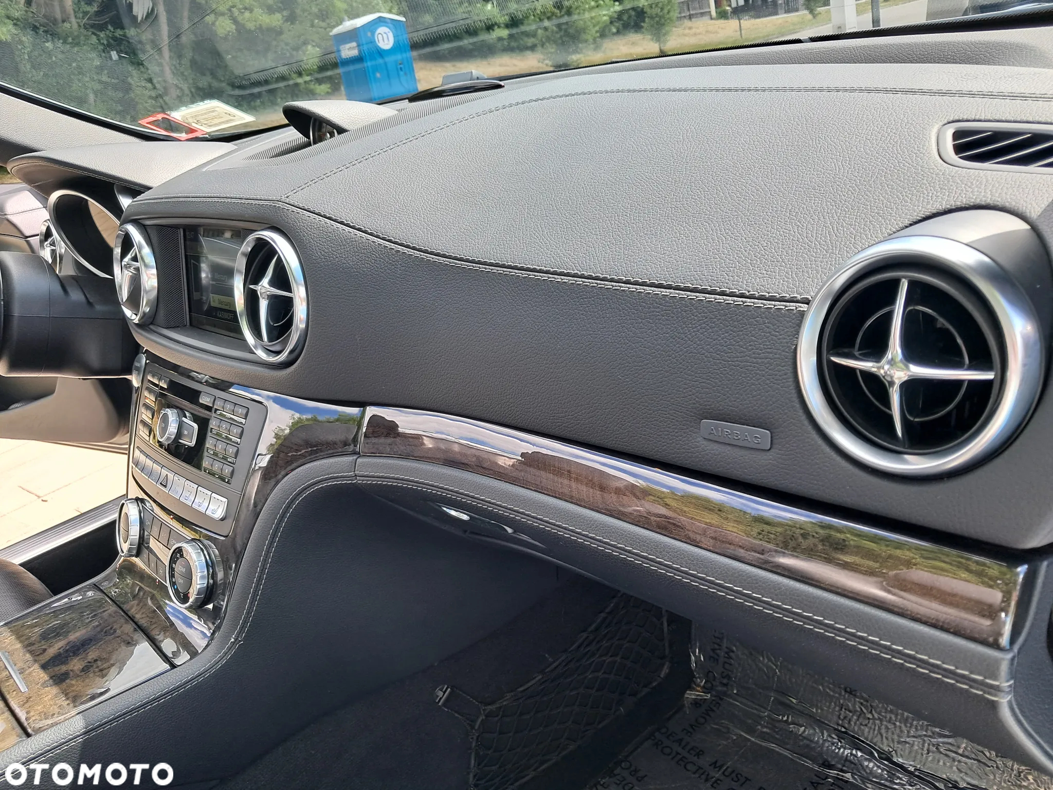 Mercedes-Benz SL - 30