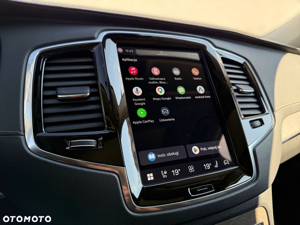 Volvo XC 90 - 21