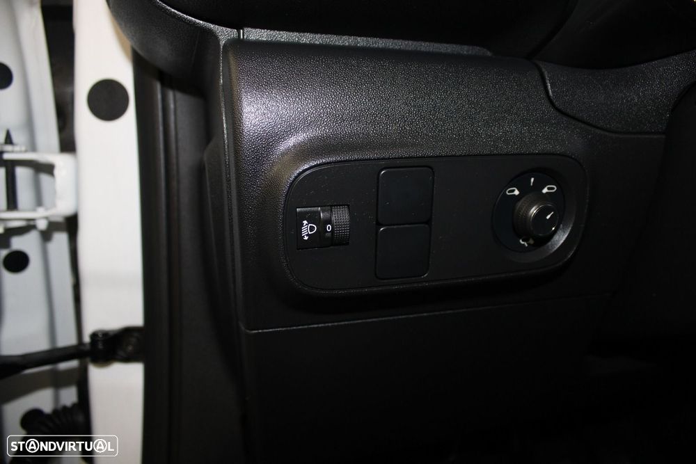 Citroën C3 1.2 PureTech Feel - 10