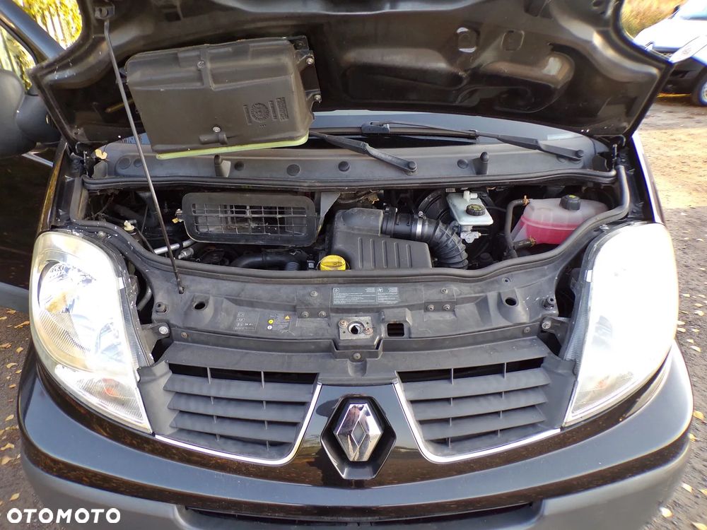 Renault TRAFIC - 25