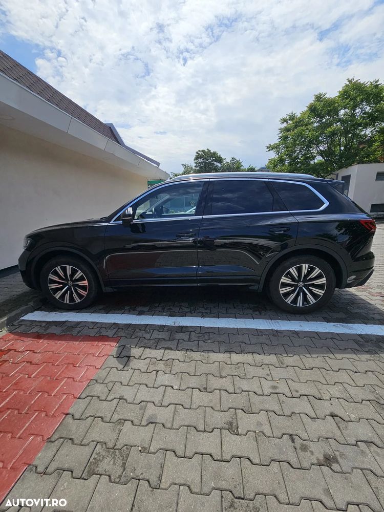 Volkswagen Touareg V6 TDI 4MOTION Elegance - 8