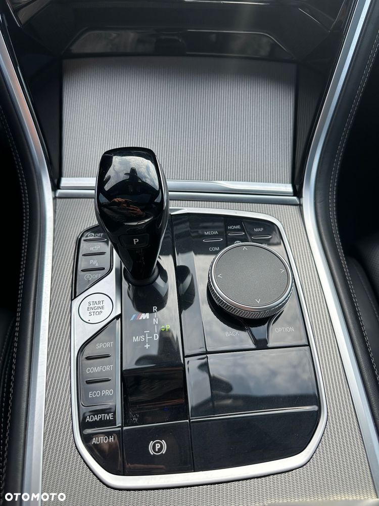 BMW Seria 8 M850i xDrive - 19