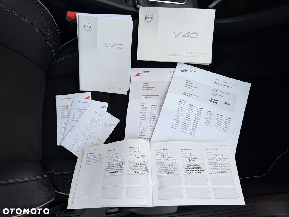 Volvo V40 D3 Momentum - 34