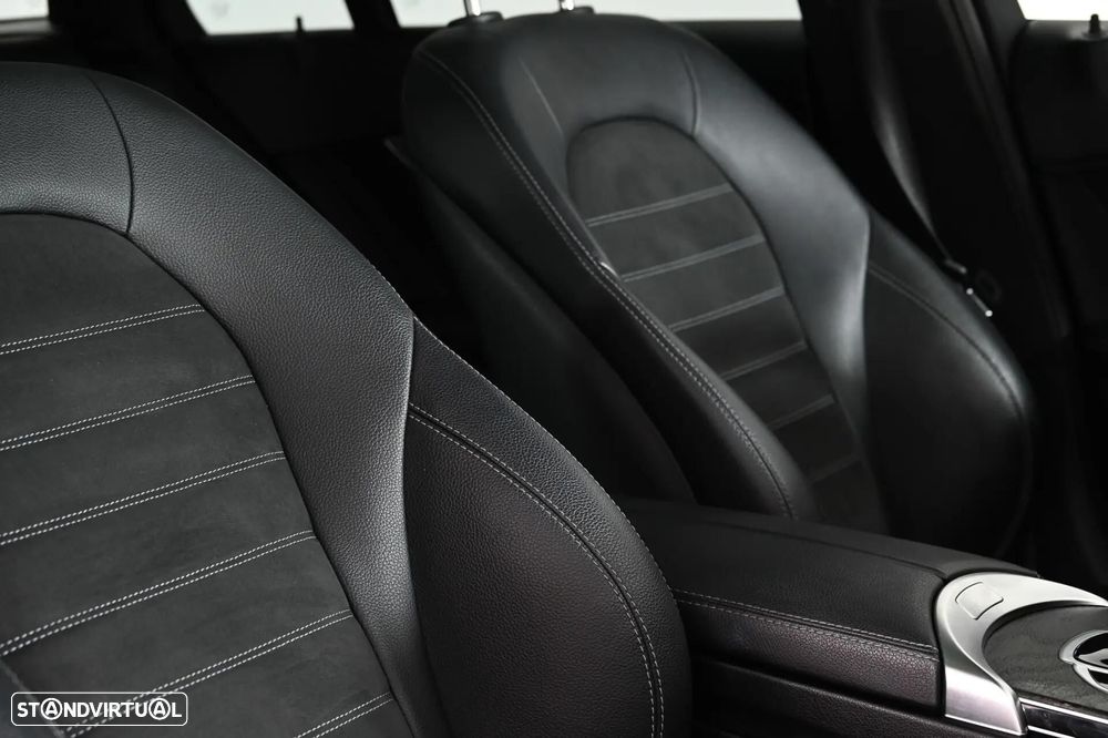 Mercedes-Benz C 300 de AMG Line - 23
