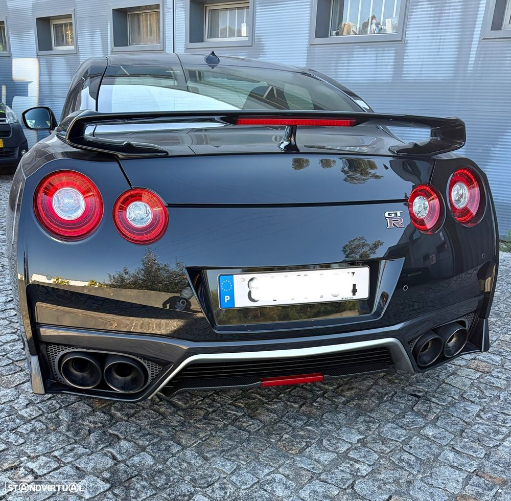 Nissan GT-R 3.8 V6 Black Edition - 14