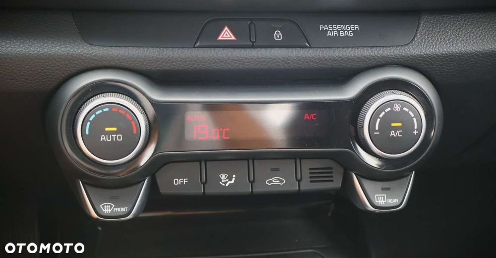 Kia Rio - 25