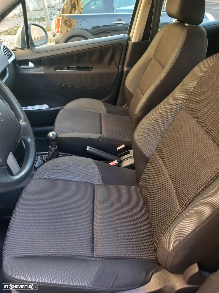 Peugeot 207 SW - 5