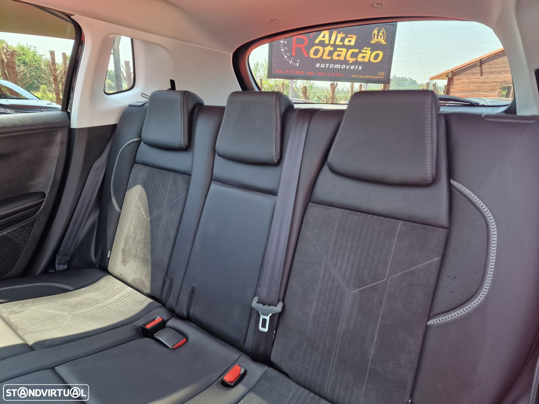 Peugeot 2008 1.2 PureTech Crossway - 12