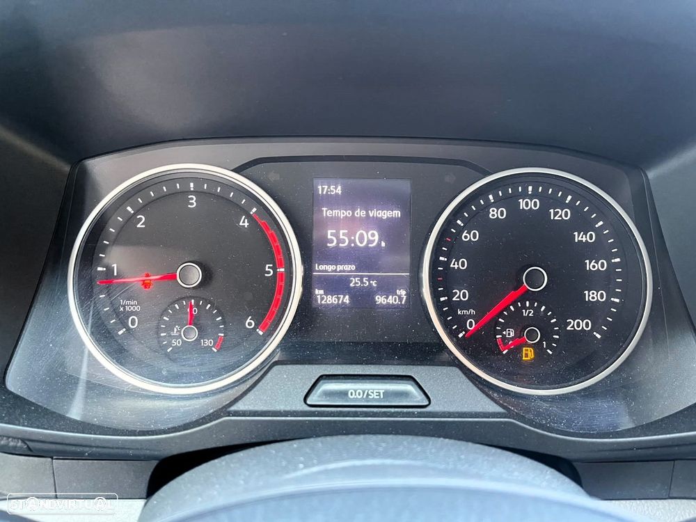 VW Crafter 35 2.0 TDI L4H3 Longo Tecto Alto - 30