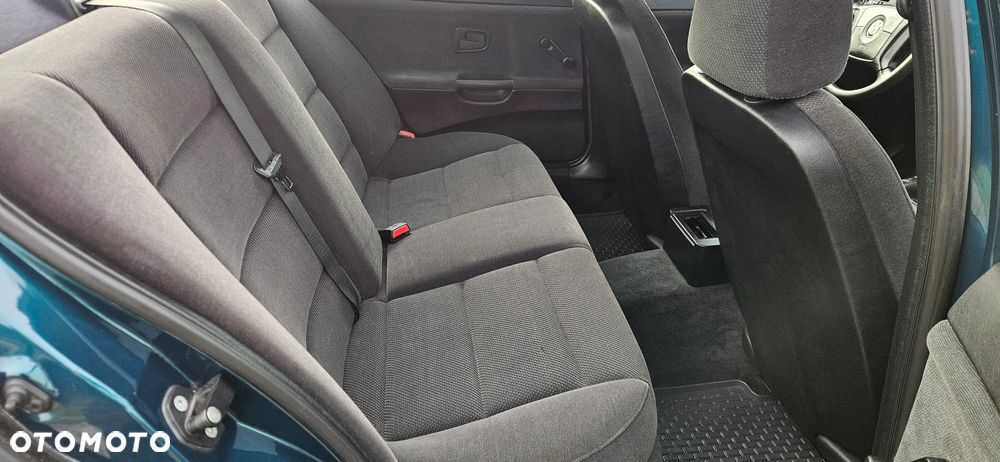 BMW Seria 3 316i - 11