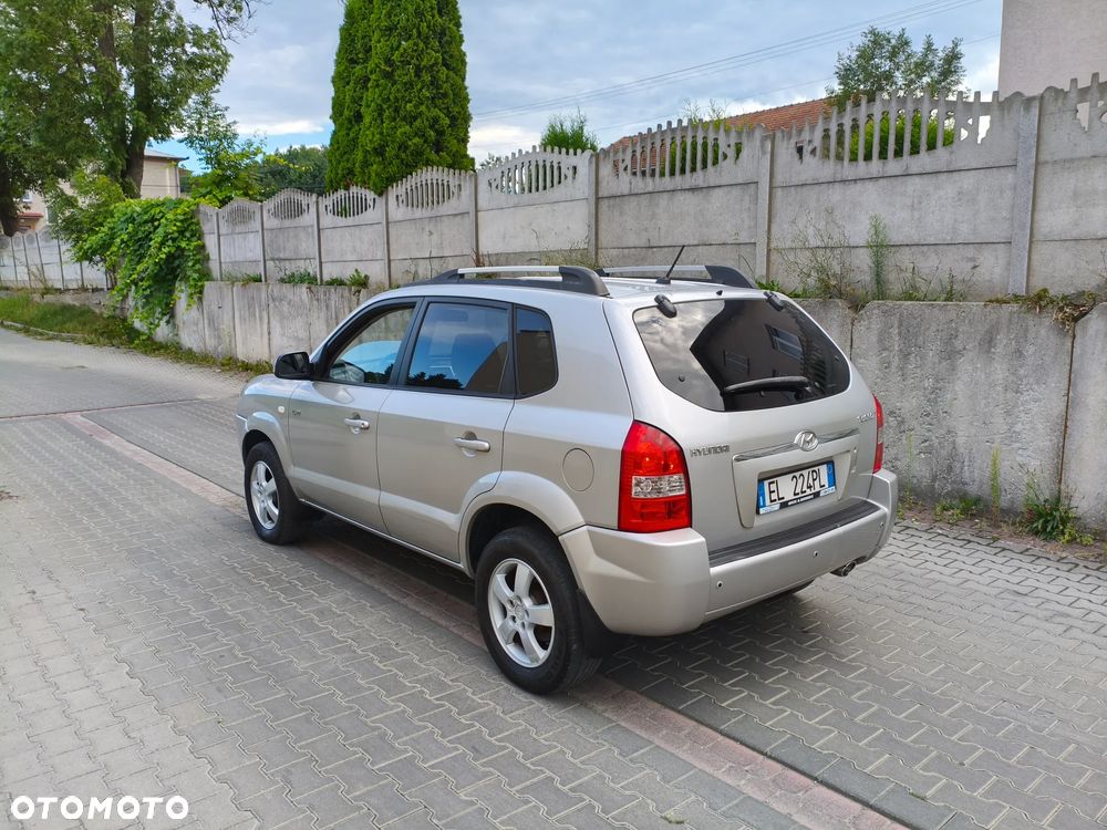 Hyundai Tucson 2.0 4WD GLS - 3