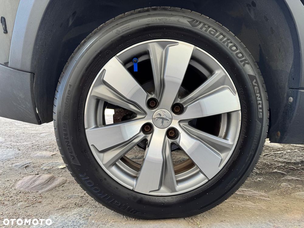 Peugeot 2008 1.6 BlueHDi Allure S&S - 7