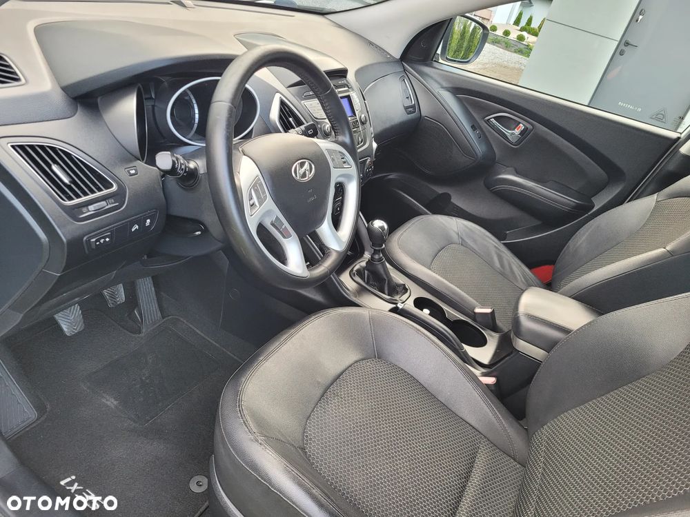 Hyundai ix35 - 12