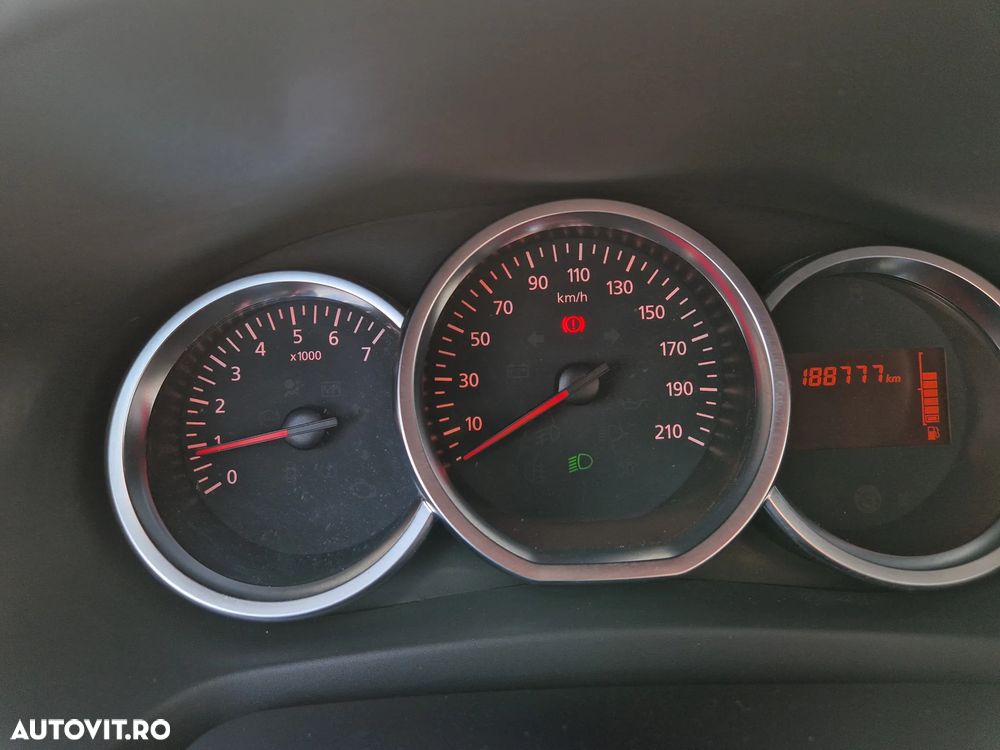 Dacia Logan 0.9 TCe 90 CP Laureate - 26