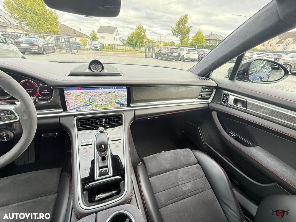 Porsche Panamera GTS - 21