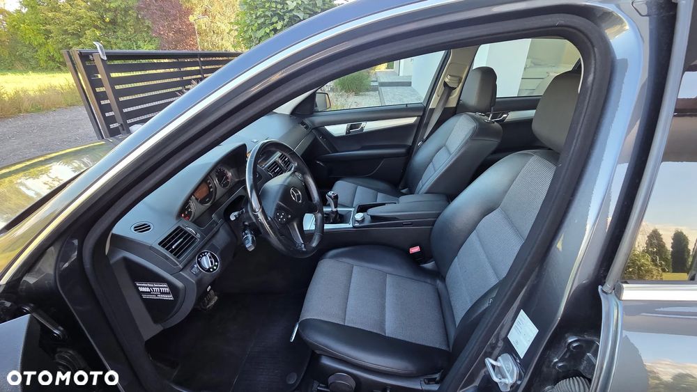 Mercedes-Benz C-Class 2008 photo 5