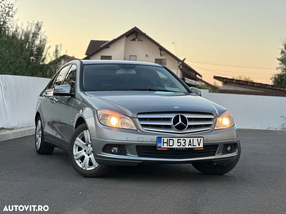 Mercedes-Benz C 200 CDI DPF BlueEFFICIENCY - 2