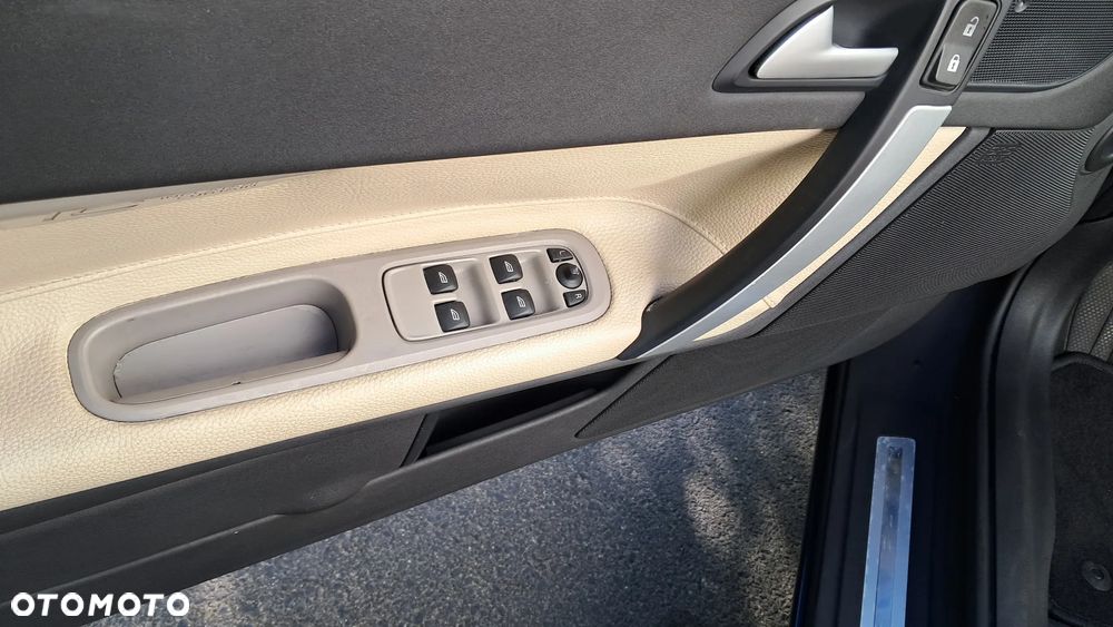 Volvo C70 T5 Inscription - 25