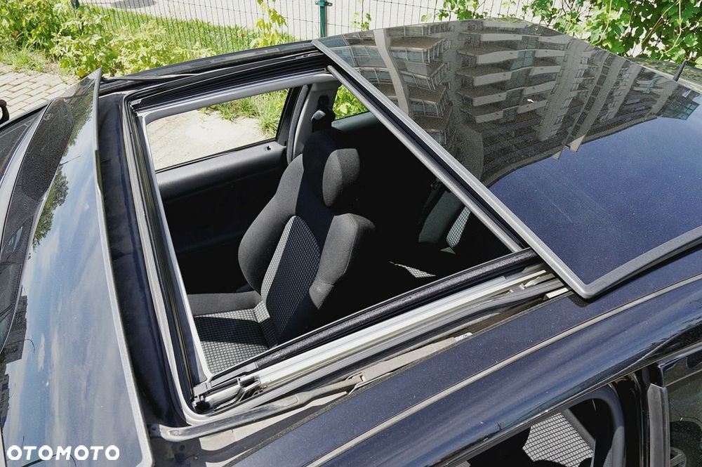 Mercedes-Benz Klasa C 200 Kompressor Automatik - 26