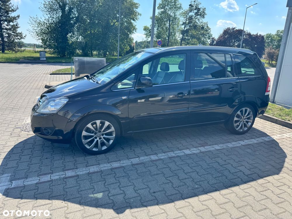Opel Zafira 1.7 CDTI Cosmo EU5 - 2