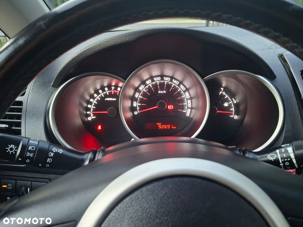 Kia Venga 1.6 Business Line - 11