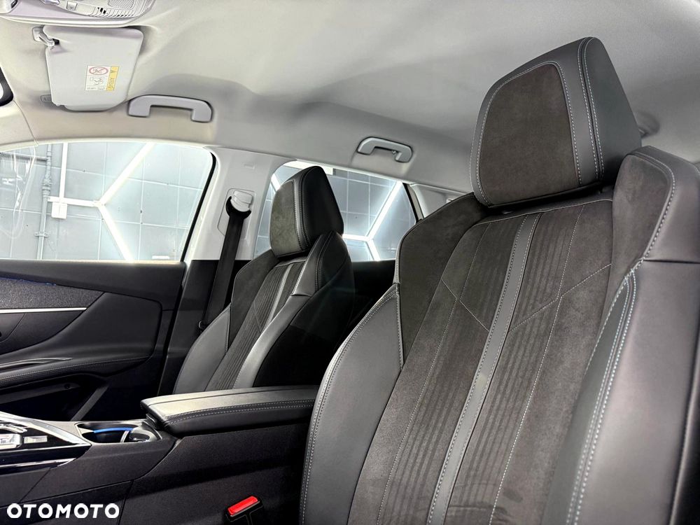 Peugeot 3008 1.5 BlueHDi Crossway S&S EAT8 - 22