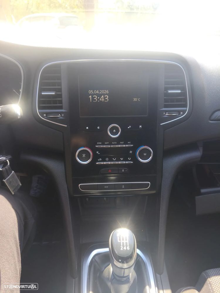 Renault Mégane 1.5 dCi Zen - 3
