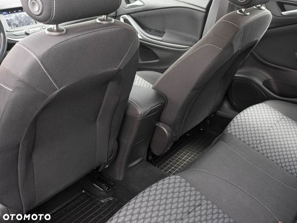 Opel Astra - 22