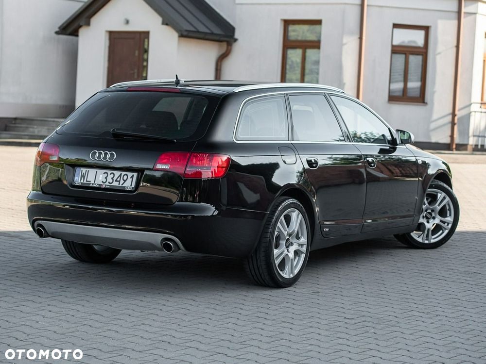 Audi A6 Avant - 16