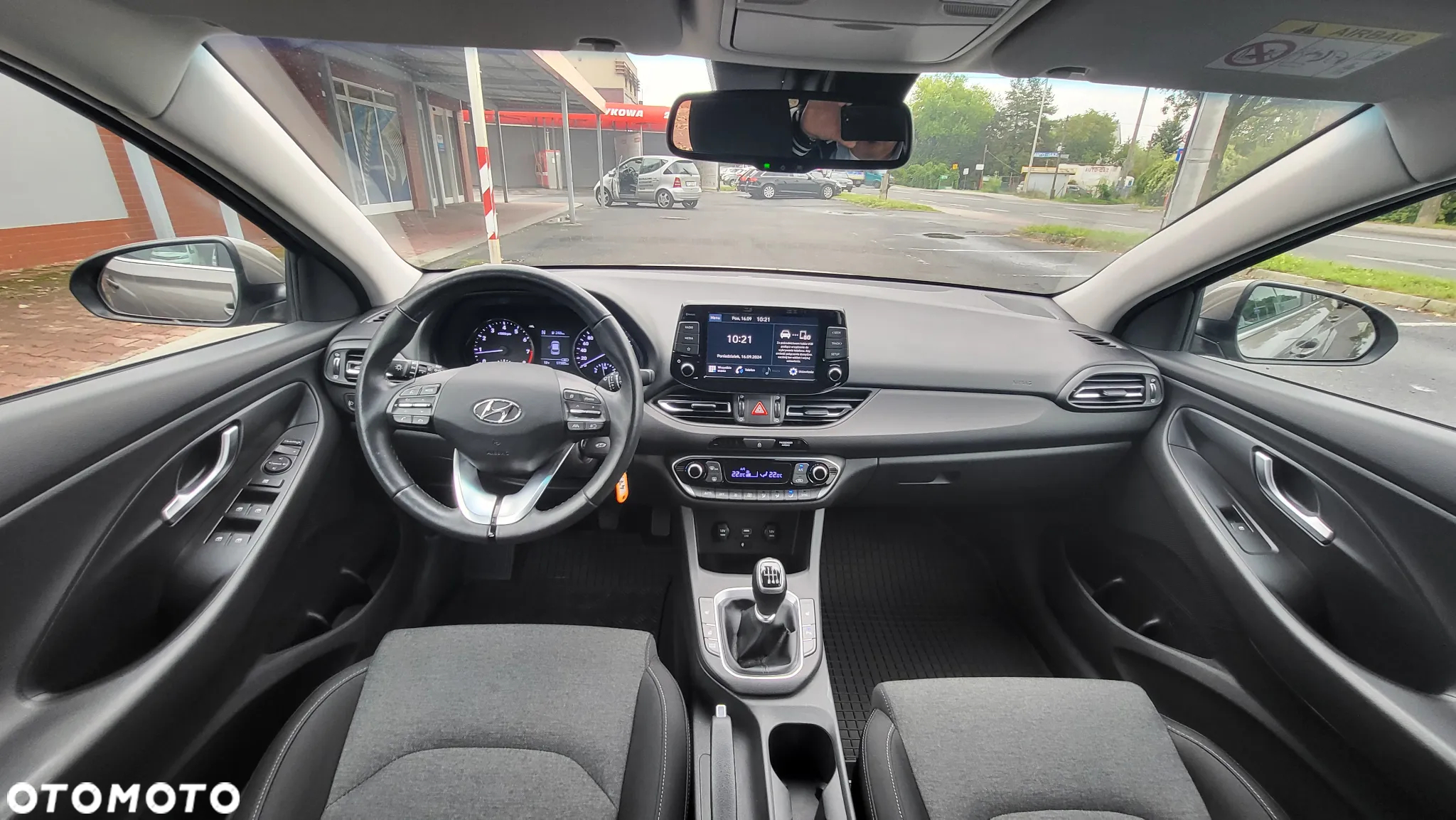 Hyundai i30 Kombi 1.5 T-GDI 48V-Hybrid EDITION 30+ - 11