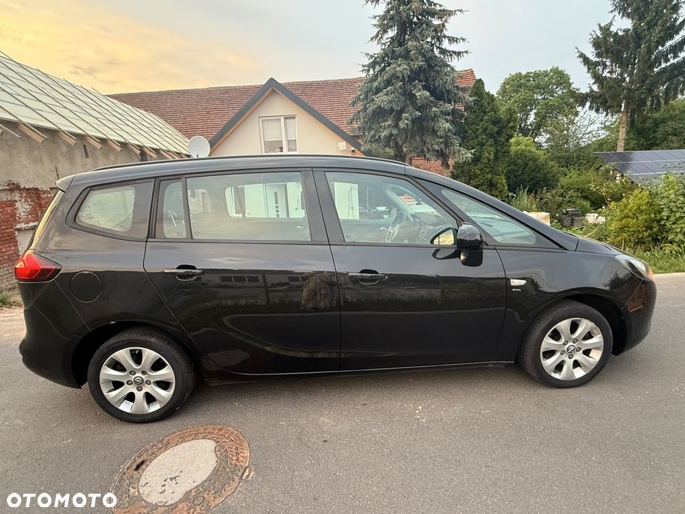 Opel Zafira - 2