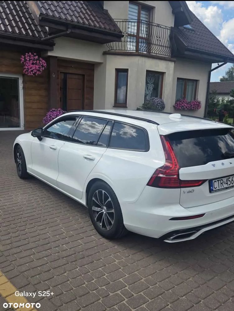 Volvo V60 D4 R-Design - 5